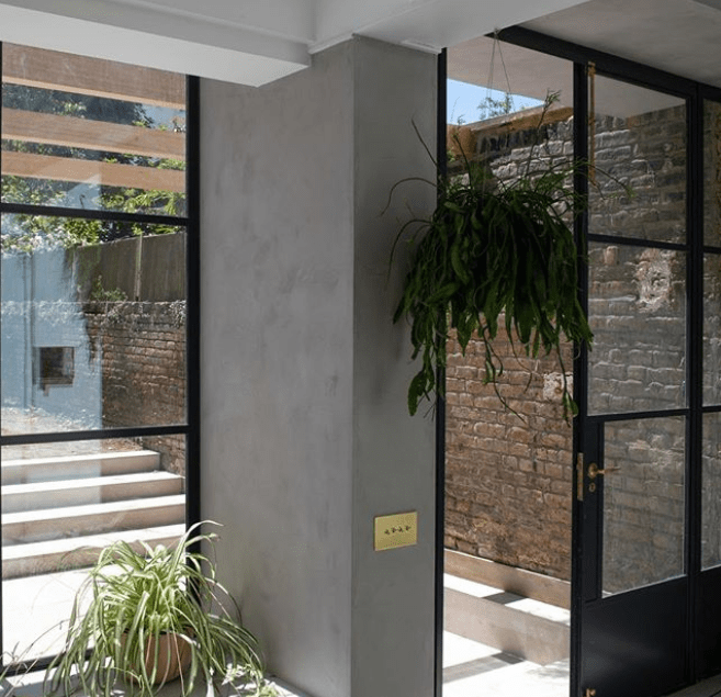 microcement walls by Ferri Interiors