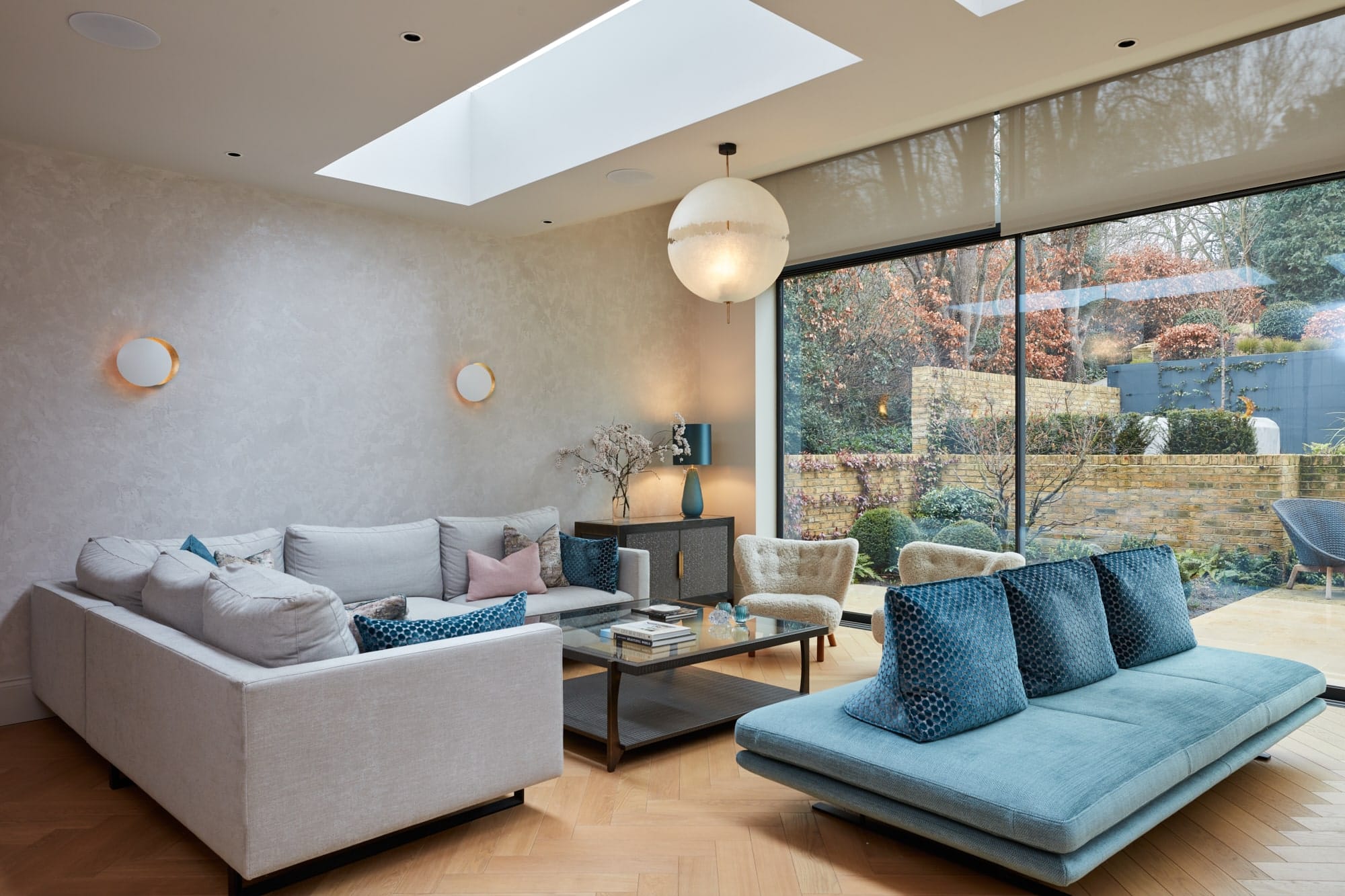 landscape venetian plaster walls in lounge. marmarino polished plaster skip trowel effect for a textured finish